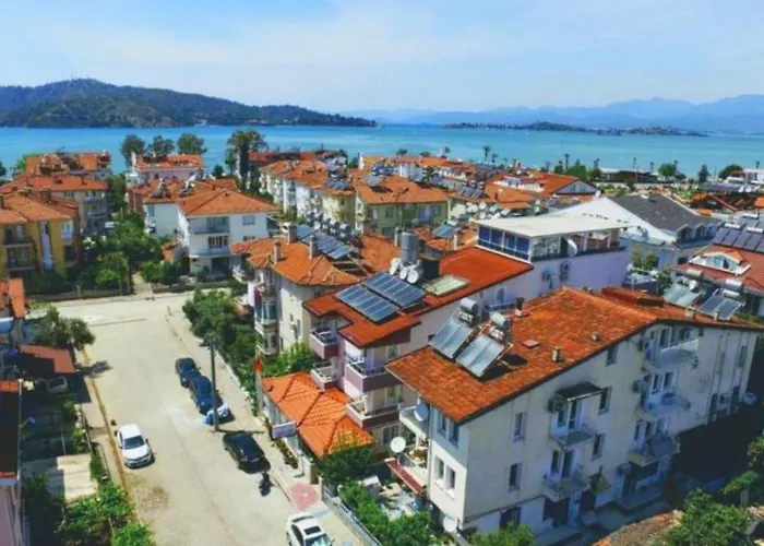 Royalis Apart Hotel