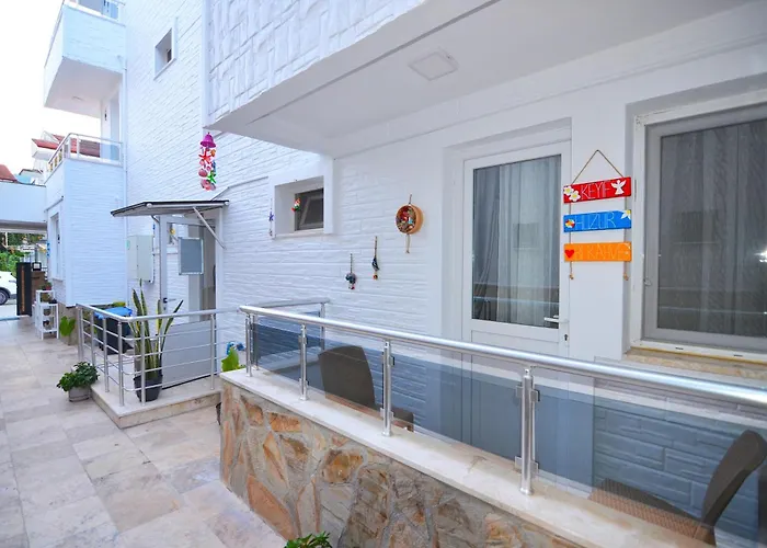 Royalis Apart Hotel